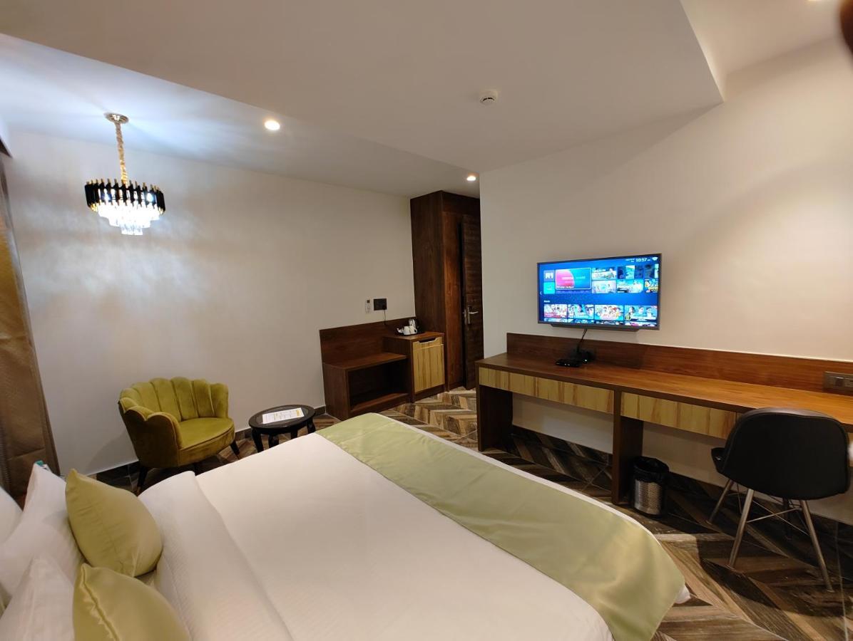 Grand Luxotica By Dls Hotels Ντεχραντούν Εξωτερικό φωτογραφία
