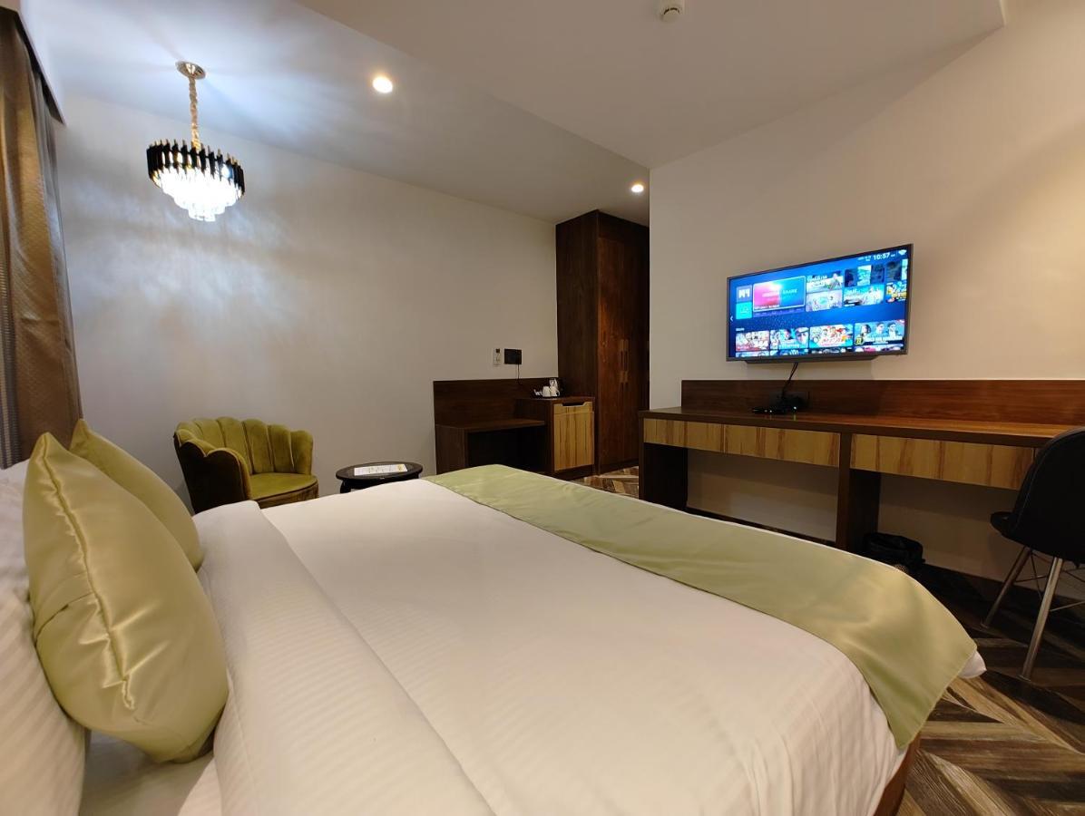 Grand Luxotica By Dls Hotels Ντεχραντούν Εξωτερικό φωτογραφία