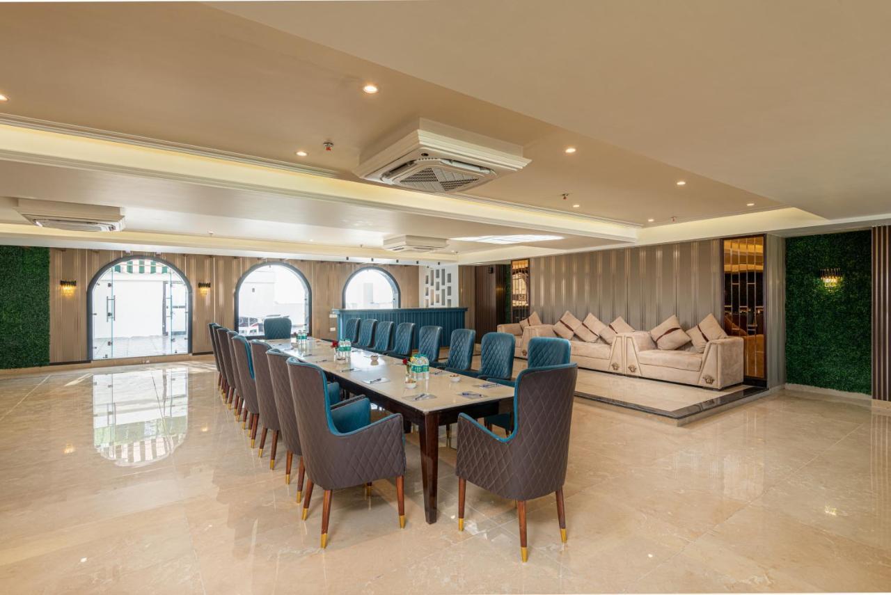 Grand Luxotica By Dls Hotels Ντεχραντούν Εξωτερικό φωτογραφία